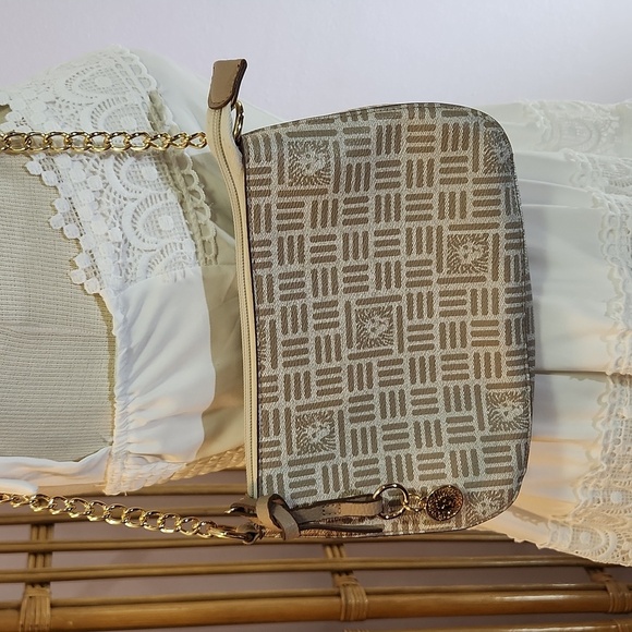 Anne Klein handbag purse taupe with luon logo gold chain accents - Picture 5 of 9